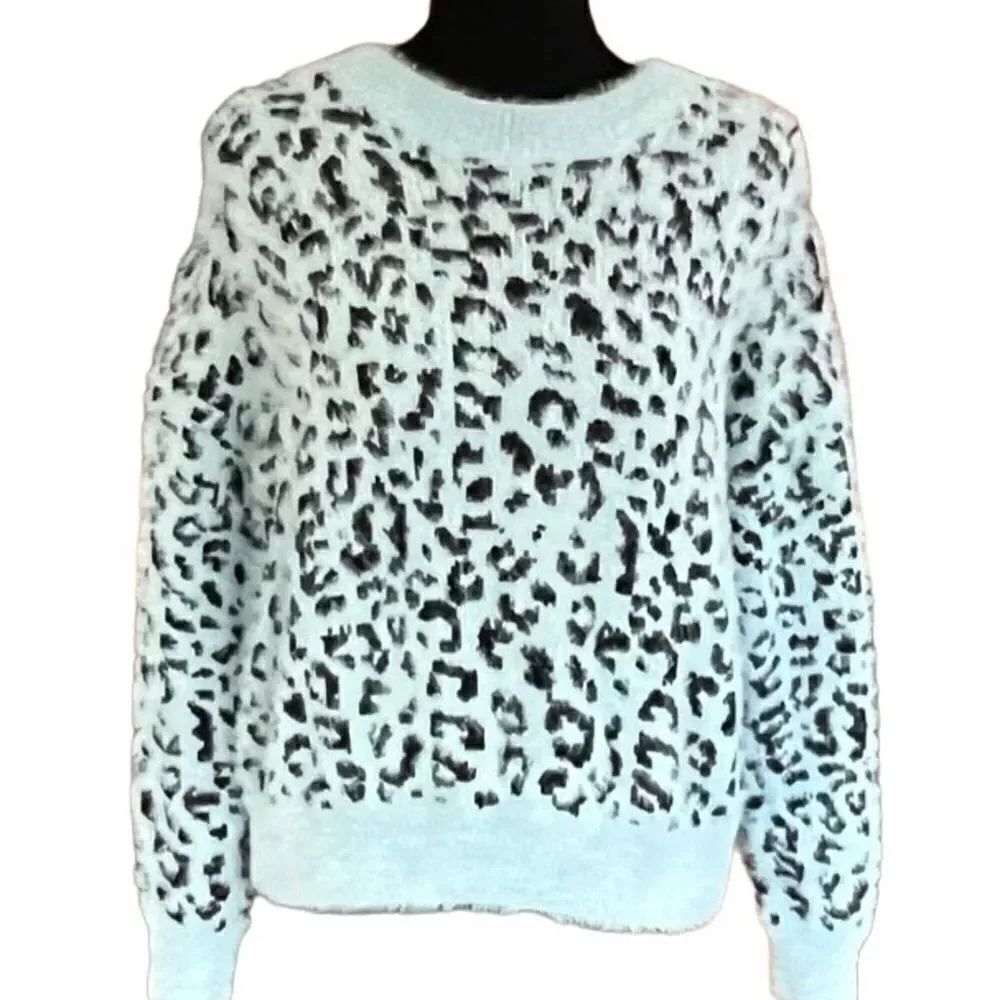 MI Ami baby blue leopard print fuzzy eyelash knit crew neck sweater size XS.
